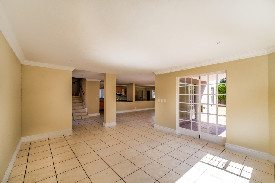 4 Bedroom Property for Sale in Equestria Gauteng