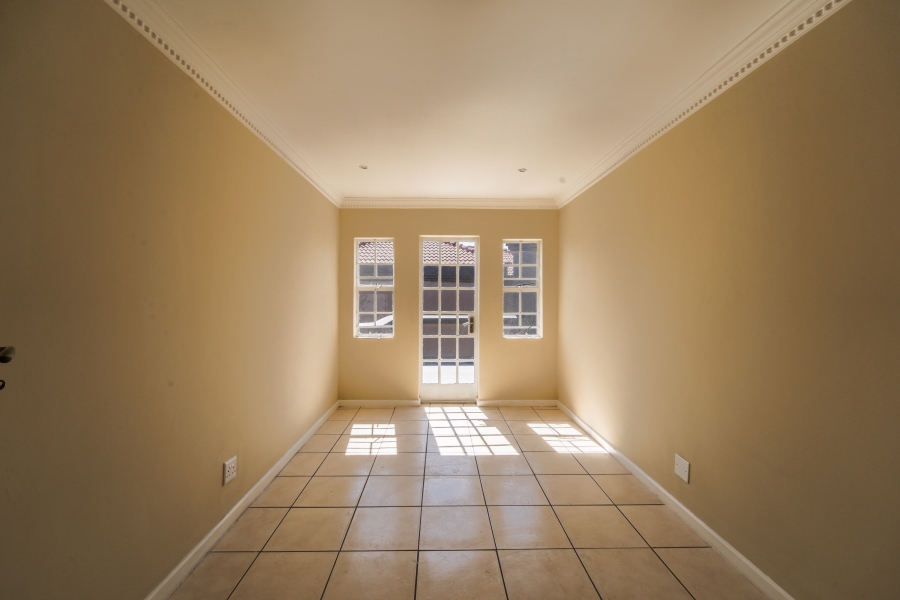 4 Bedroom Property for Sale in Equestria Gauteng
