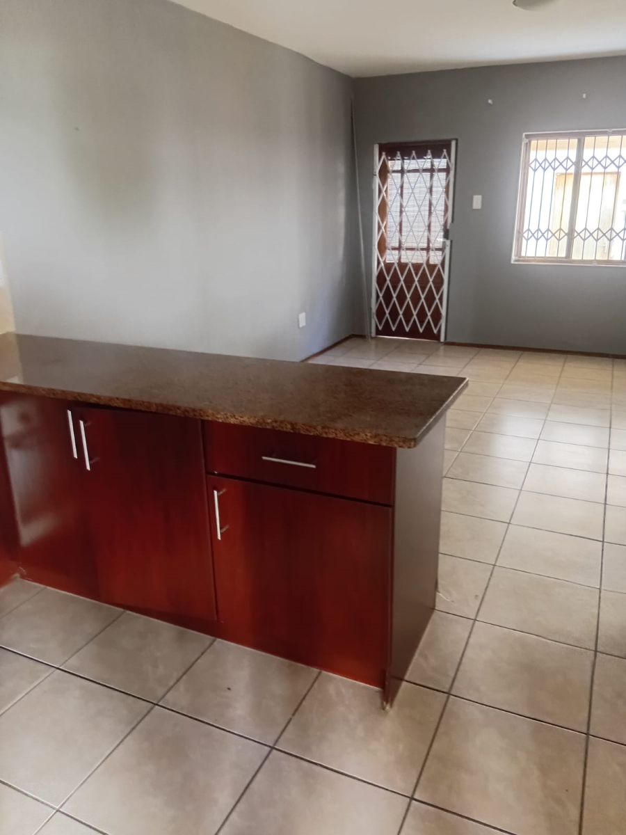 To Let 2 Bedroom Property for Rent in Hesteapark Gauteng