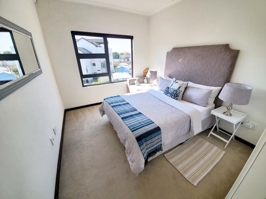 To Let 2 Bedroom Property for Rent in Fourways Gauteng