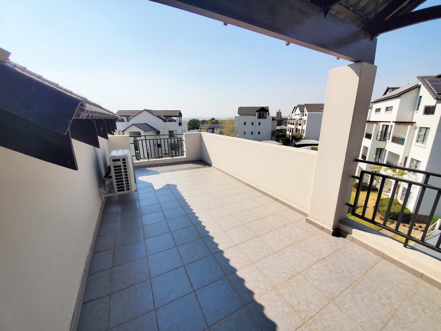 To Let 2 Bedroom Property for Rent in Fourways Gauteng