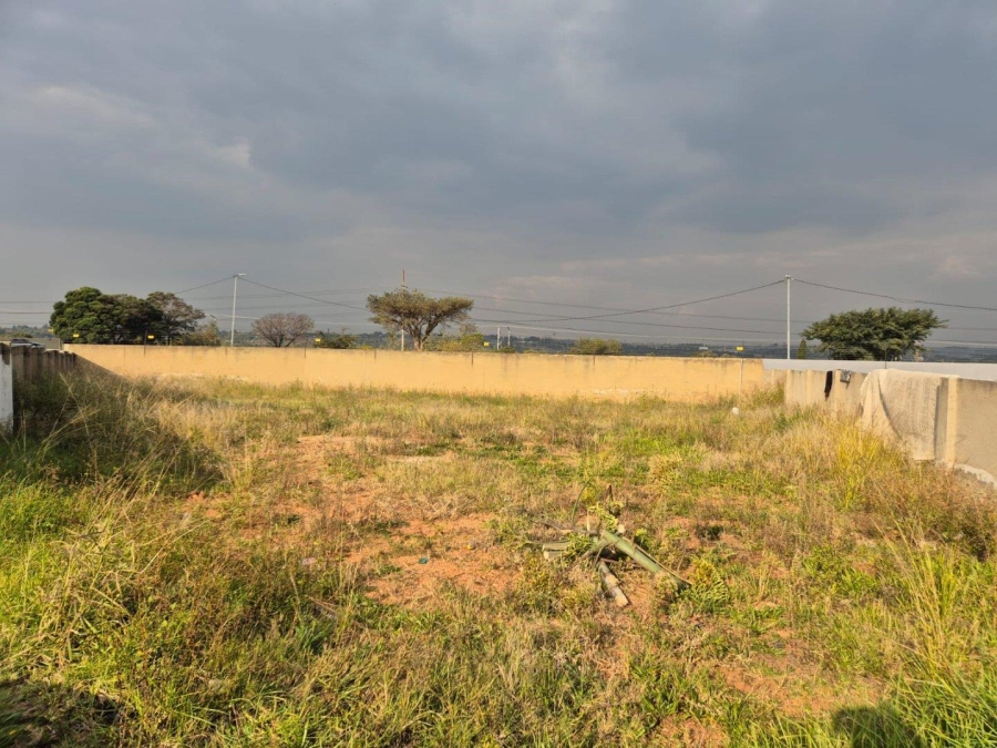0 Bedroom Property for Sale in Halfway House Gauteng