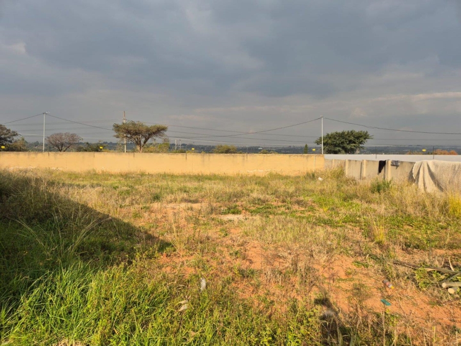 0 Bedroom Property for Sale in Halfway House Gauteng