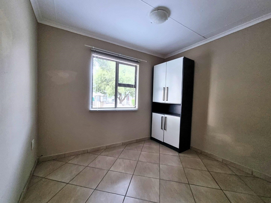 2 Bedroom Property for Sale in Summerset Gauteng