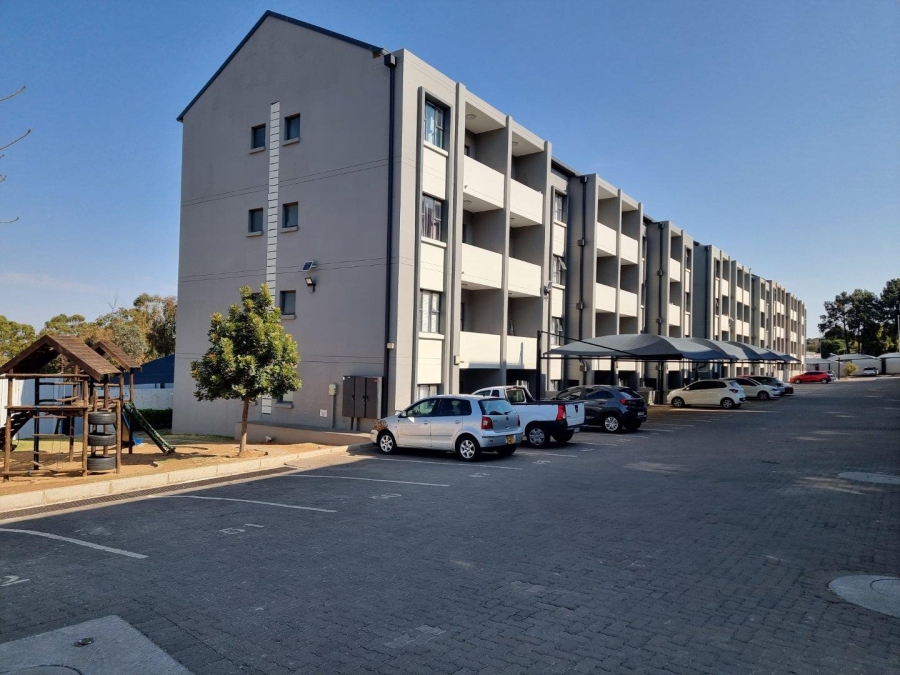 1 Bedroom Property for Sale in Halfway Gardens Gauteng