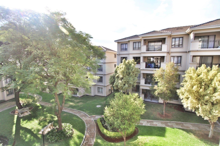 2 Bedroom Property for Sale in Noordwyk Gauteng