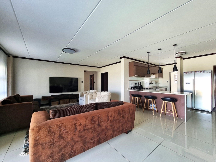 4 Bedroom Property for Sale in Carlswald Gauteng