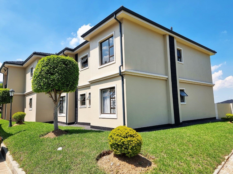4 Bedroom Property for Sale in Carlswald Gauteng