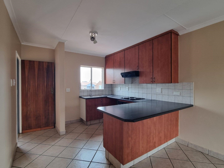 2 Bedroom Property for Sale in Vorna Valley Gauteng