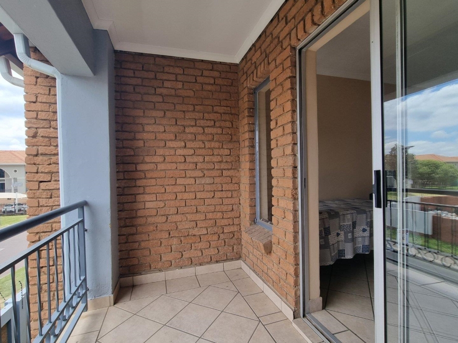 2 Bedroom Property for Sale in Vorna Valley Gauteng
