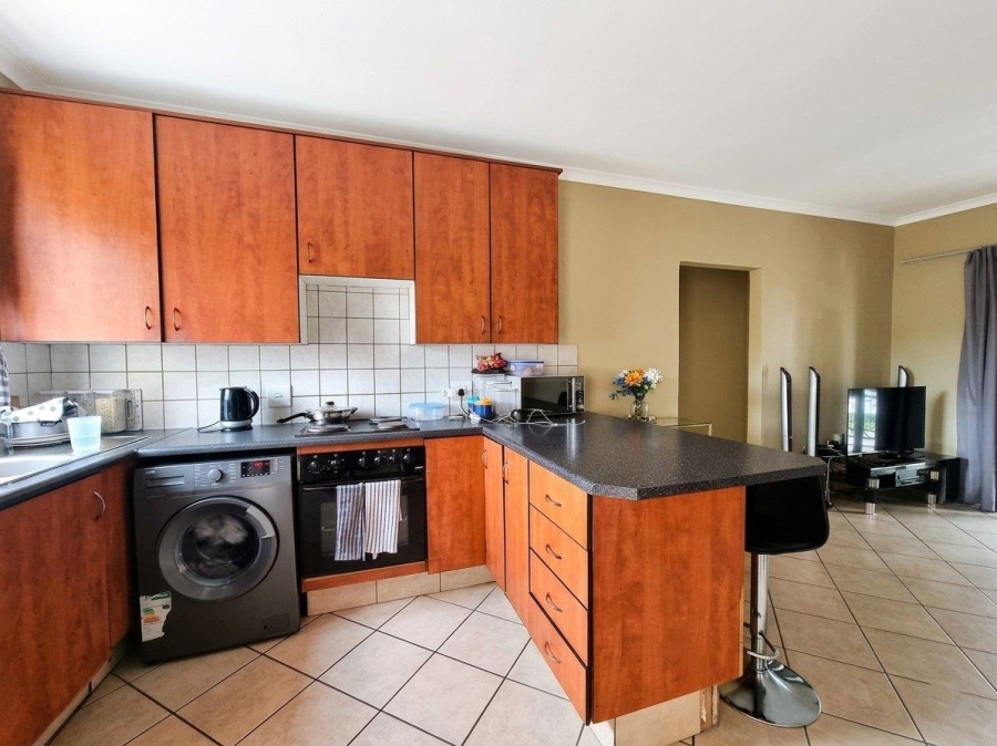 2 Bedroom Property for Sale in Vorna Valley Gauteng