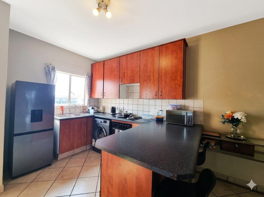 2 Bedroom Property for Sale in Vorna Valley Gauteng