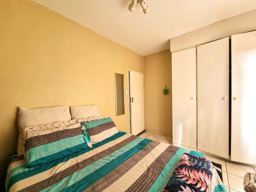 2 Bedroom Property for Sale in Vorna Valley Gauteng