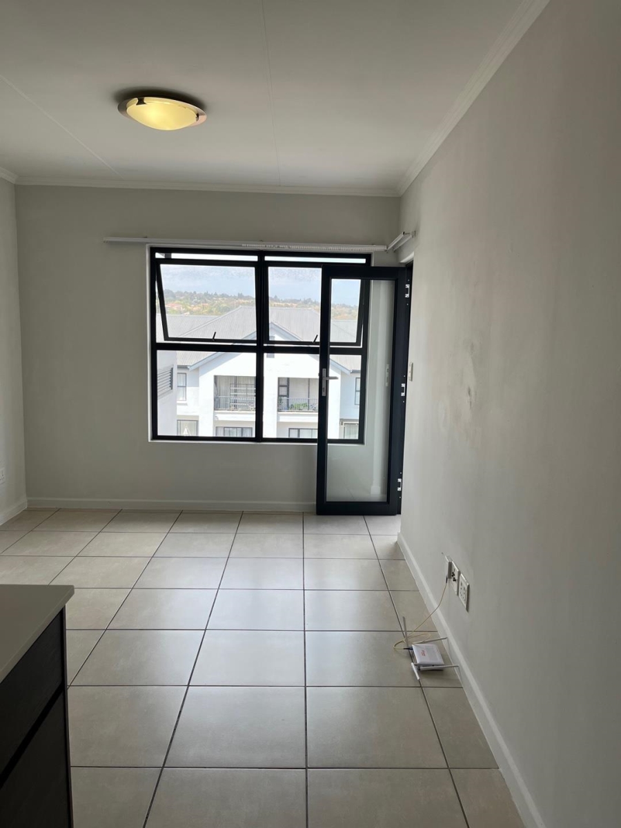 1 Bedroom Property for Sale in Olivedale Gauteng