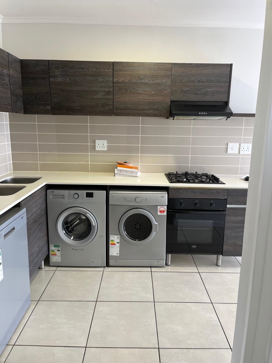 1 Bedroom Property for Sale in Olivedale Gauteng