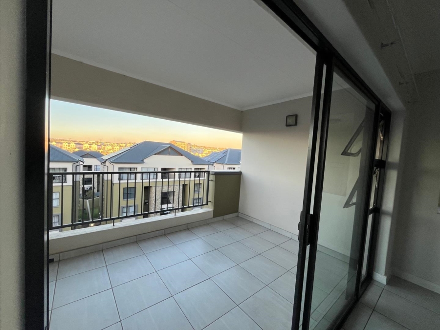 1 Bedroom Property for Sale in Waterfall Gauteng
