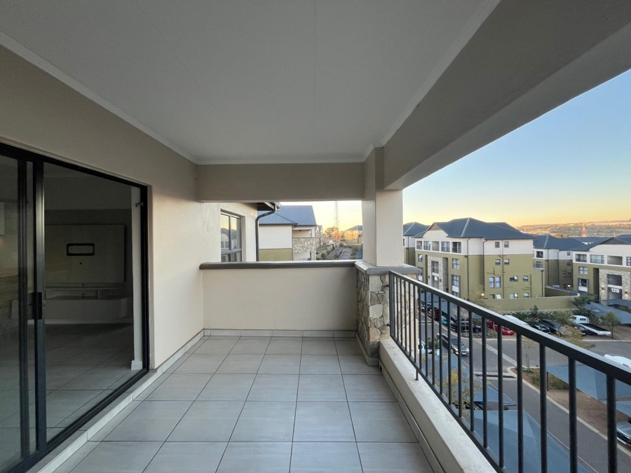 1 Bedroom Property for Sale in Waterfall Gauteng