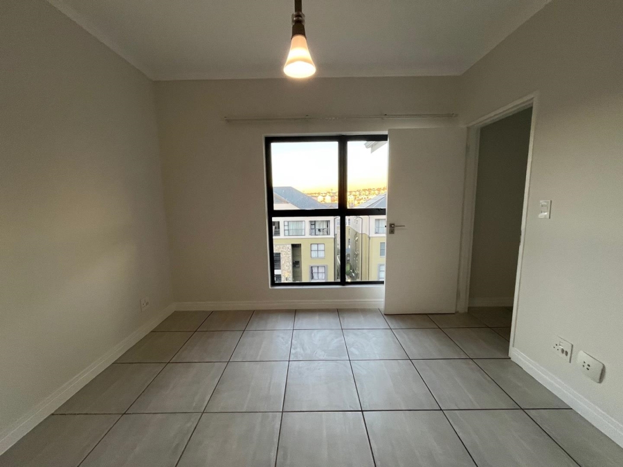 1 Bedroom Property for Sale in Waterfall Gauteng