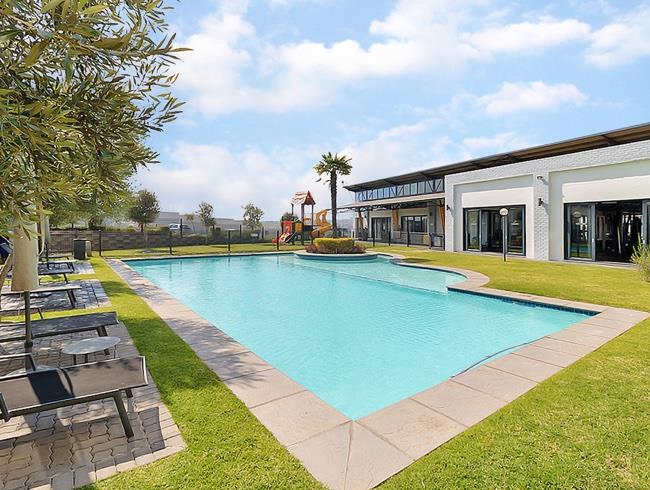 1 Bedroom Property for Sale in Bryanston Gauteng