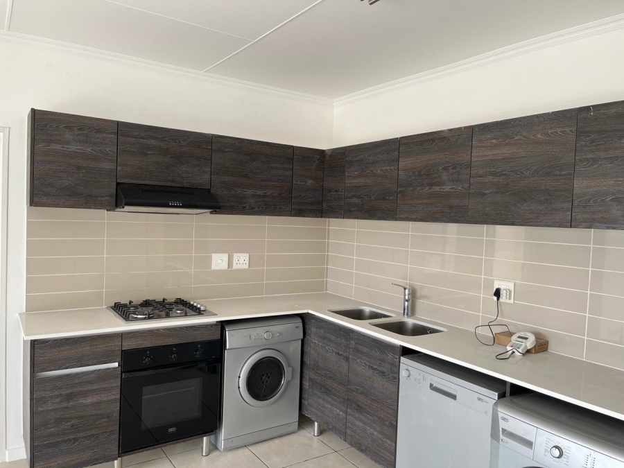 1 Bedroom Property for Sale in Bryanston Gauteng