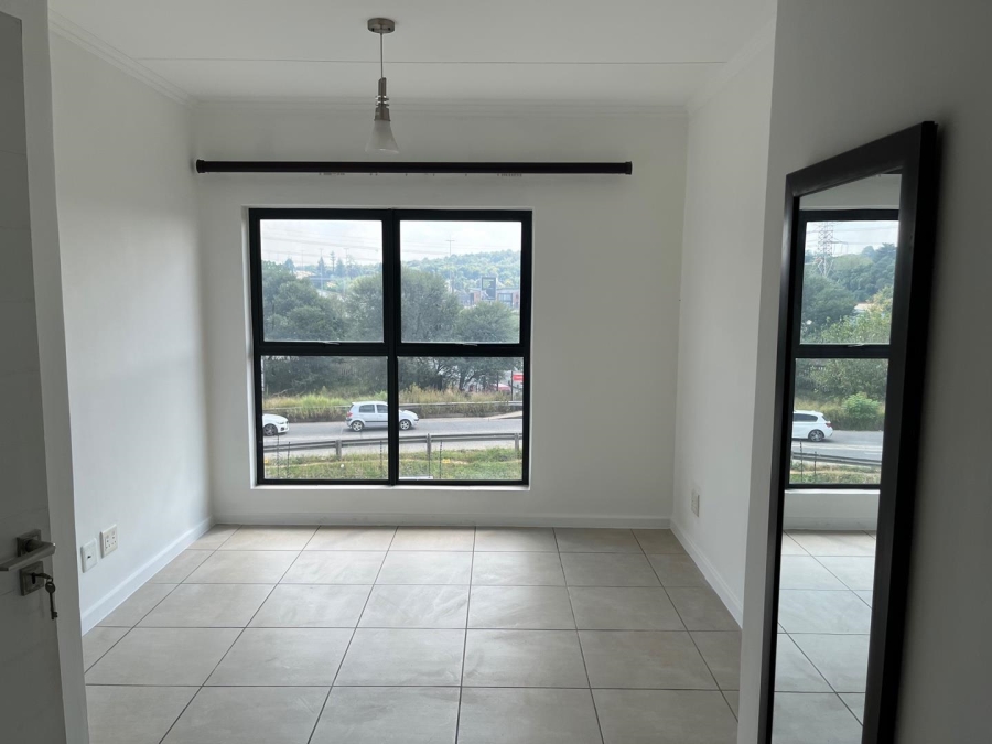 1 Bedroom Property for Sale in Bryanston Gauteng