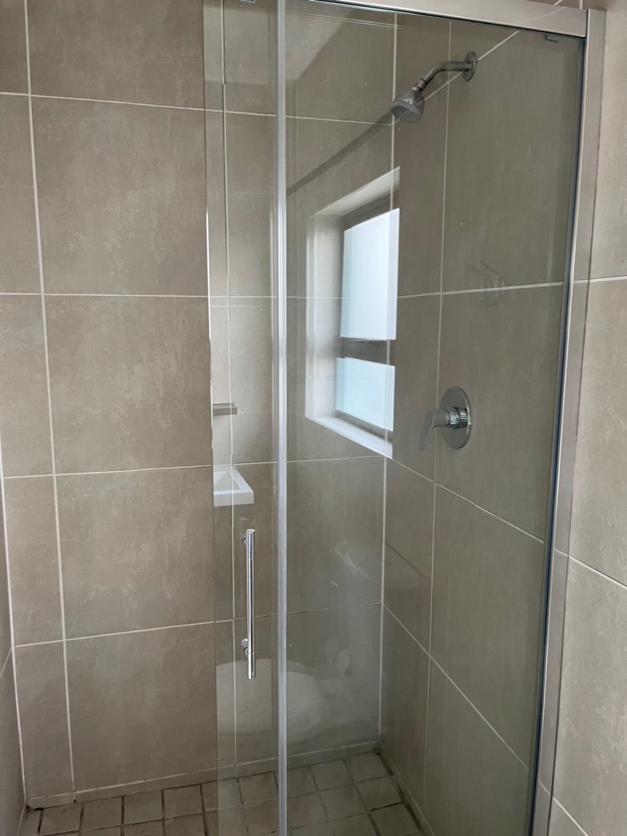 1 Bedroom Property for Sale in Bryanston Gauteng