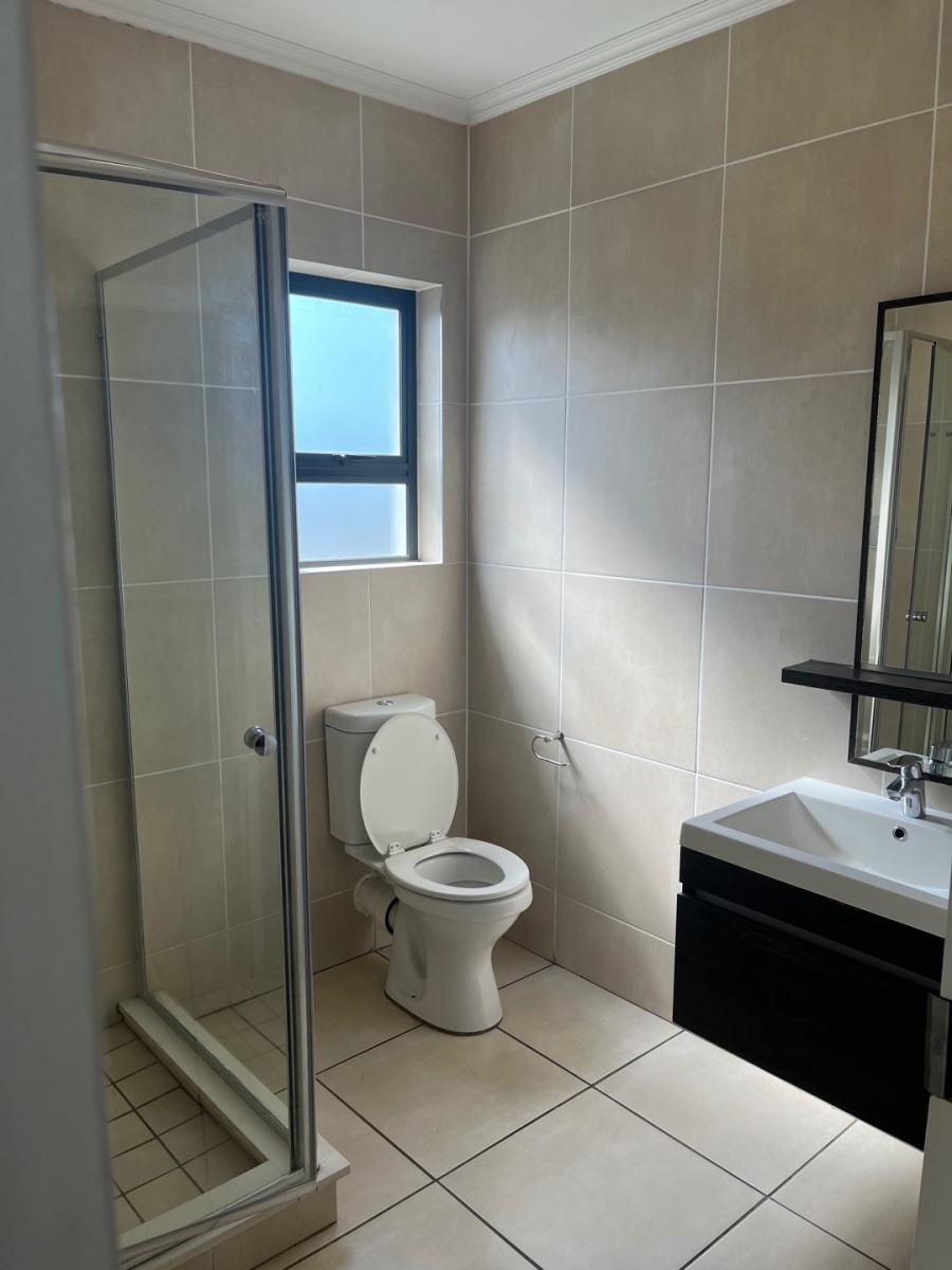 1 Bedroom Property for Sale in Olivedale Gauteng