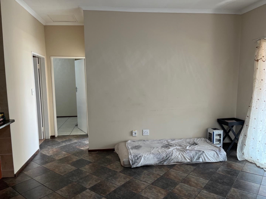 2 Bedroom Property for Sale in Lonehill Gauteng