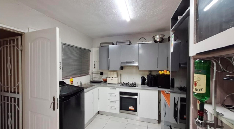 2 Bedroom Property for Sale in Eastleigh Gauteng