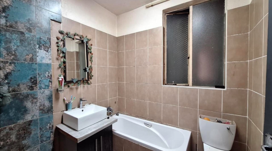 2 Bedroom Property for Sale in Eastleigh Gauteng