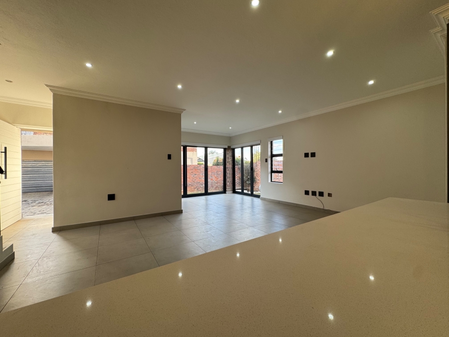 3 Bedroom Property for Sale in Rynfield Gauteng