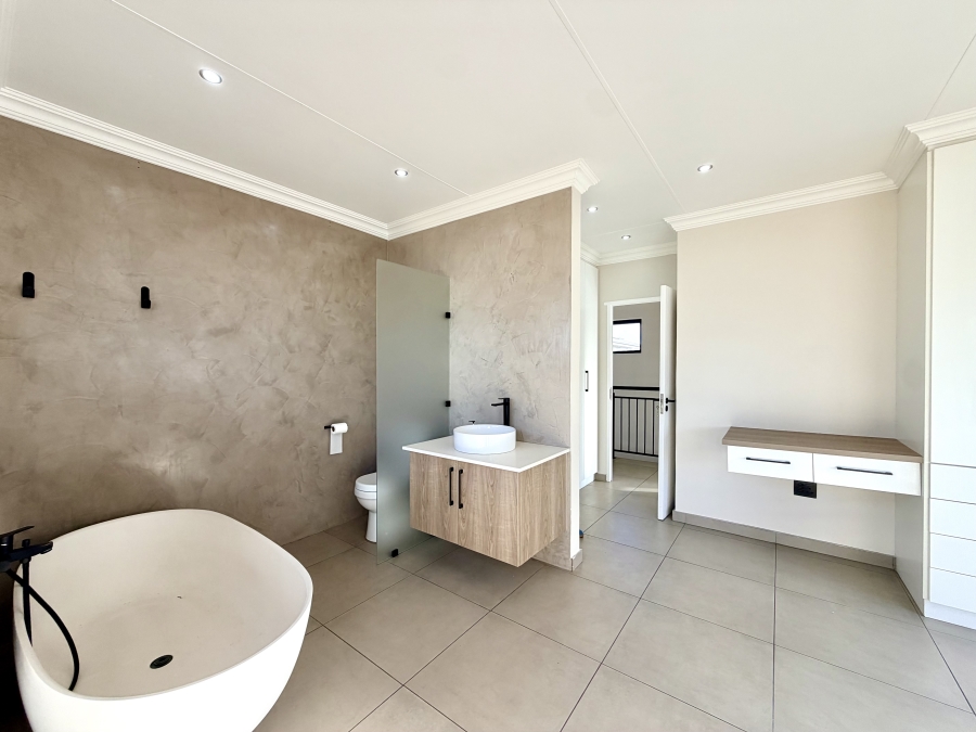 3 Bedroom Property for Sale in Rynfield Gauteng