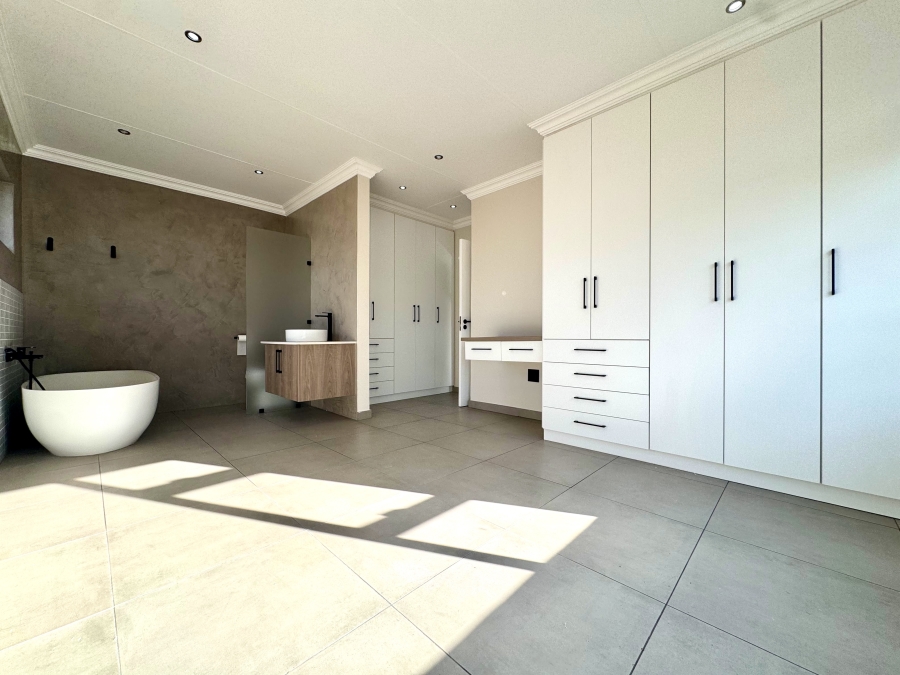 3 Bedroom Property for Sale in Rynfield Gauteng