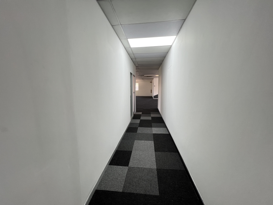 To Let Commercial Property for Rent in Randjespark Gauteng
