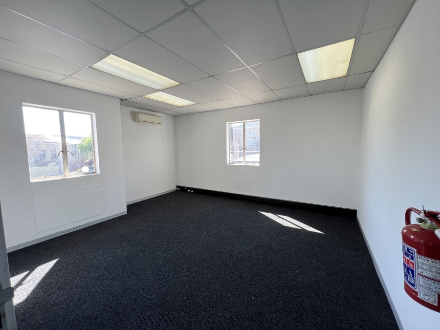 To Let Commercial Property for Rent in Randjespark Gauteng
