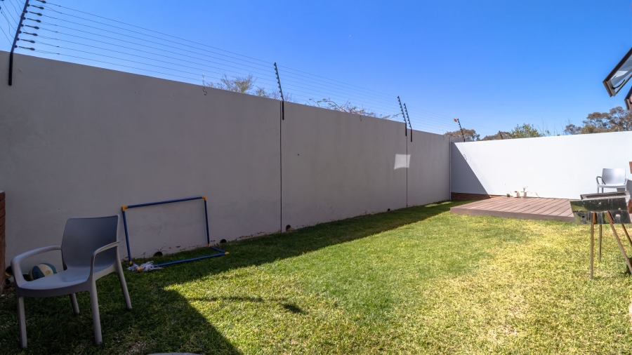 2 Bedroom Property for Sale in Lonehill Gauteng