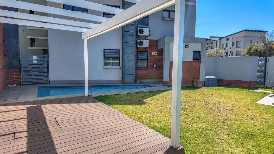 2 Bedroom Property for Sale in Lonehill Gauteng