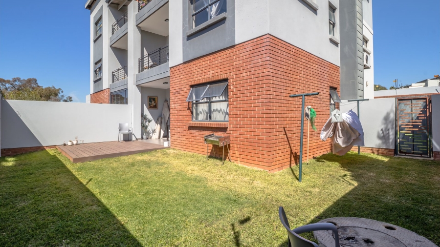 2 Bedroom Property for Sale in Lonehill Gauteng