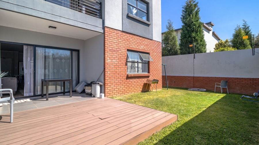 2 Bedroom Property for Sale in Lonehill Gauteng
