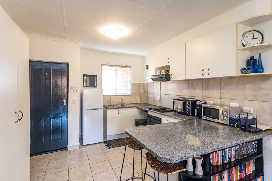 2 Bedroom Property for Sale in Wilro Park Gauteng