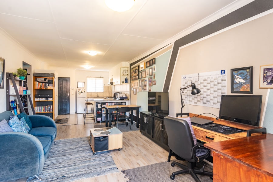 2 Bedroom Property for Sale in Wilro Park Gauteng