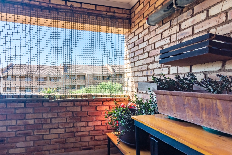 2 Bedroom Property for Sale in Wilro Park Gauteng