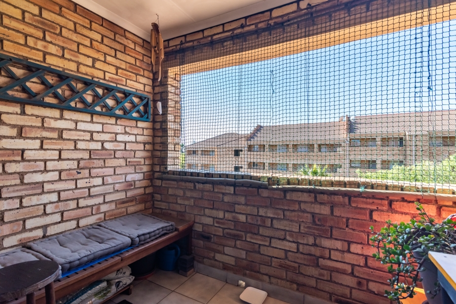 2 Bedroom Property for Sale in Wilro Park Gauteng