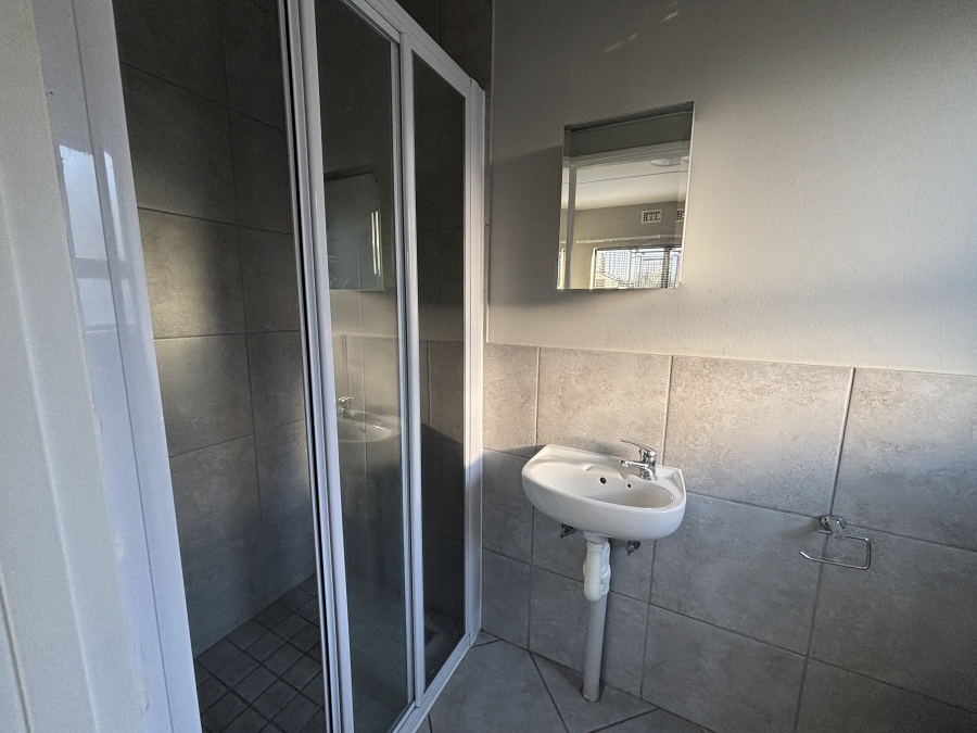 2 Bedroom Property for Sale in Norton Home Estate AH Gauteng