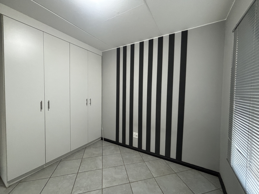 2 Bedroom Property for Sale in Norton Home Estate AH Gauteng