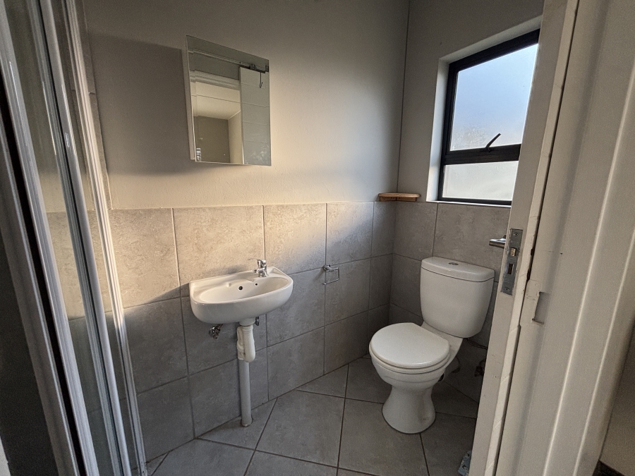 2 Bedroom Property for Sale in Norton Home Estate AH Gauteng