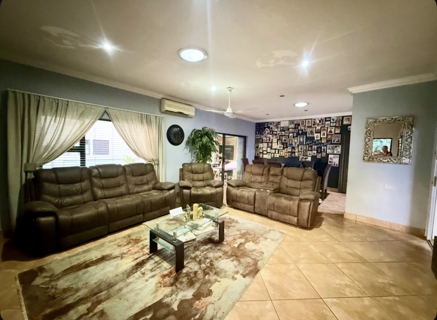 5 Bedroom Property for Sale in Bougainvillea Estate Gauteng