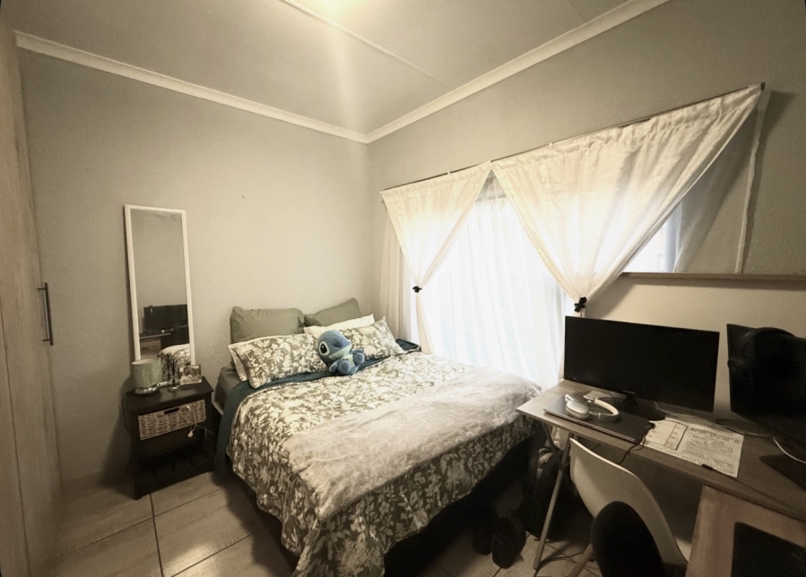 To Let 5 Bedroom Property for Rent in Bougainvillea Estate Gauteng