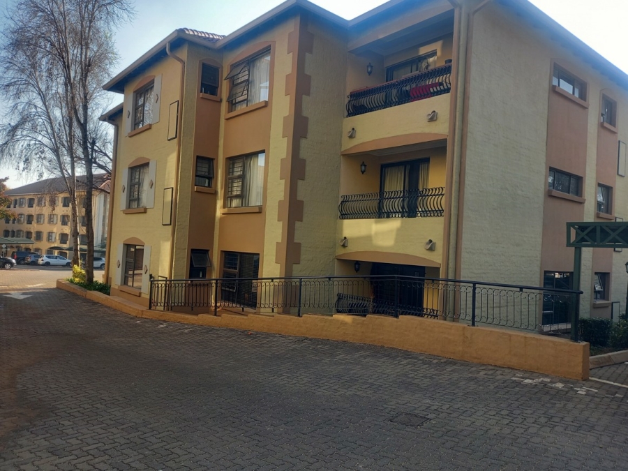 To Let 2 Bedroom Property for Rent in Nieuw Muckleneuk Gauteng