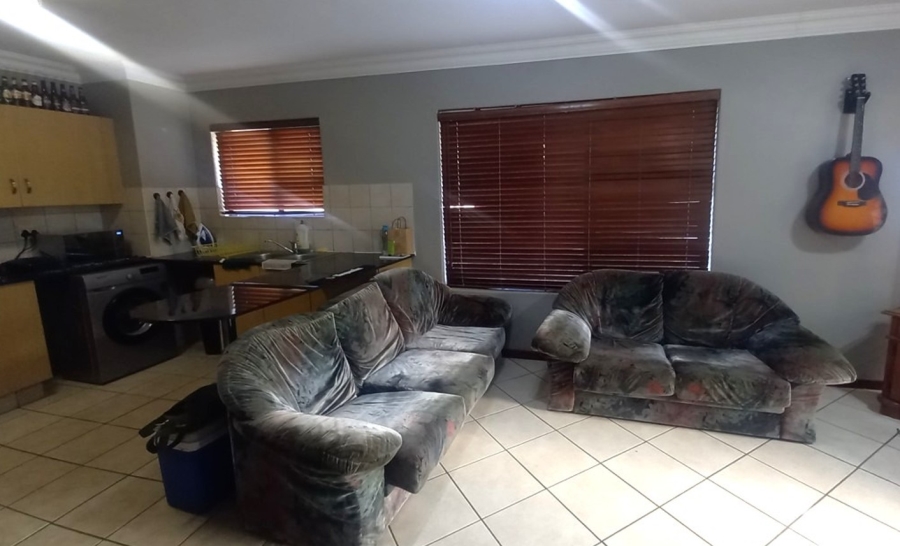 To Let 2 Bedroom Property for Rent in Nieuw Muckleneuk Gauteng
